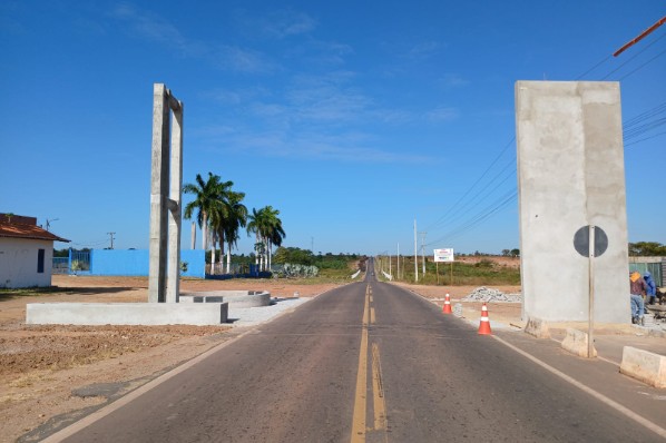 Avança obra de construção do Portal de Davinópolis